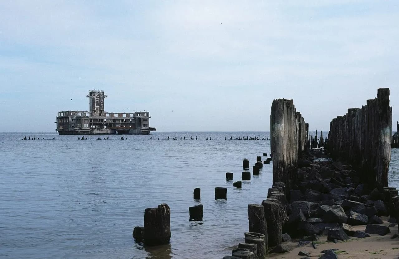 Gdynia atrakcje na niepogodę - najlepsze miejsca na deszczowe dni